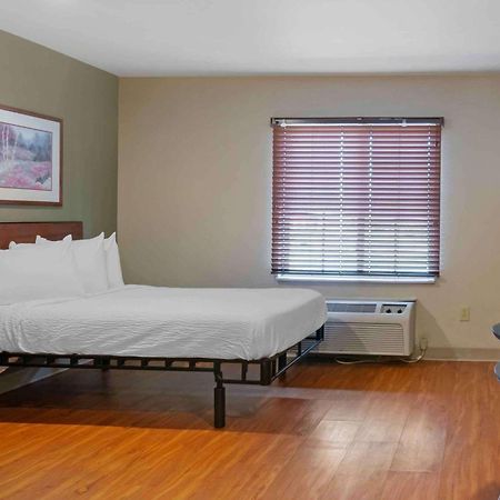 Extended Stay America Select Suites - Kansas City - South - I-49 ภายนอก รูปภาพ