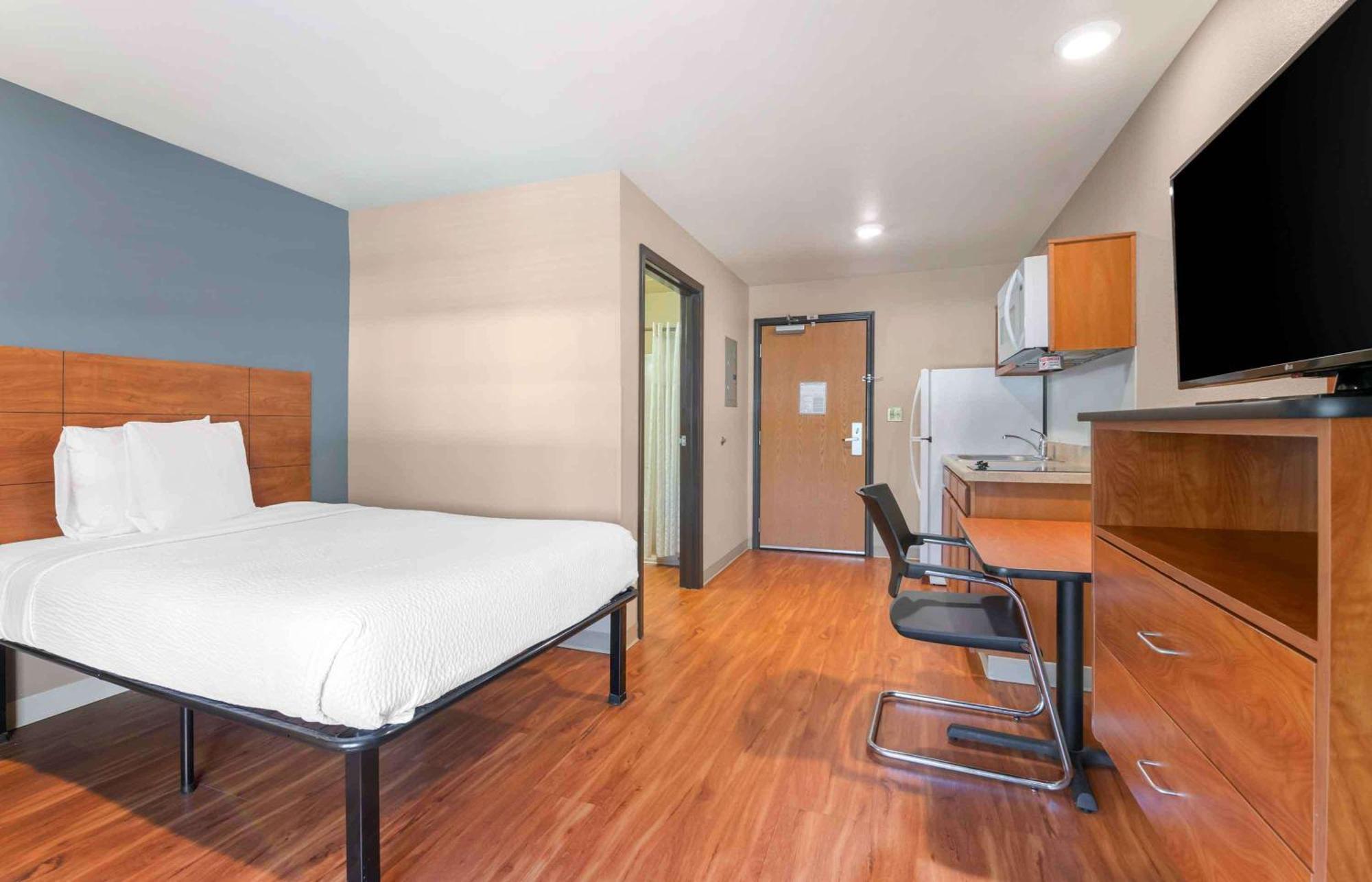 Extended Stay America Select Suites - Kansas City - South - I-49 ภายนอก รูปภาพ