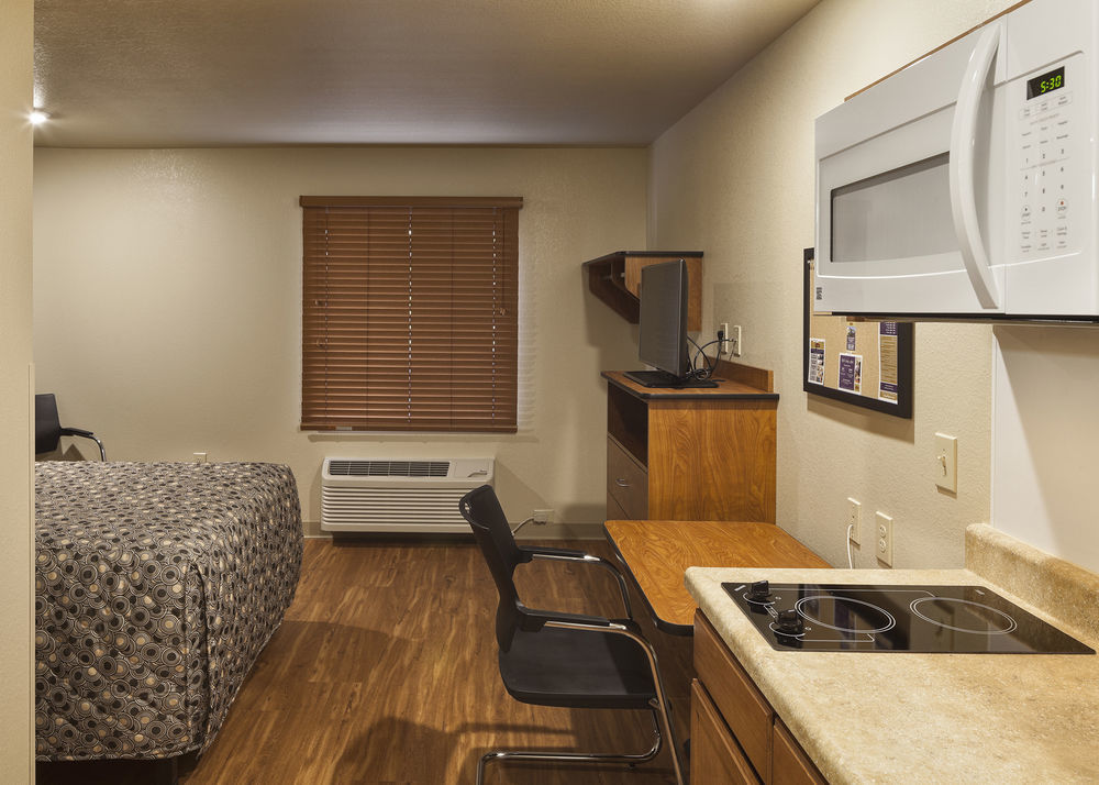 Extended Stay America Select Suites - Kansas City - South - I-49 ภายนอก รูปภาพ